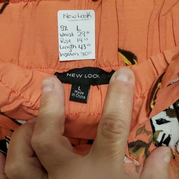 New Look Coral Floral Trousers - Picture 2 of 5